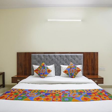 Fabexpress Asp Royal Residency Inn- Janakpuri 델리 외부 사진