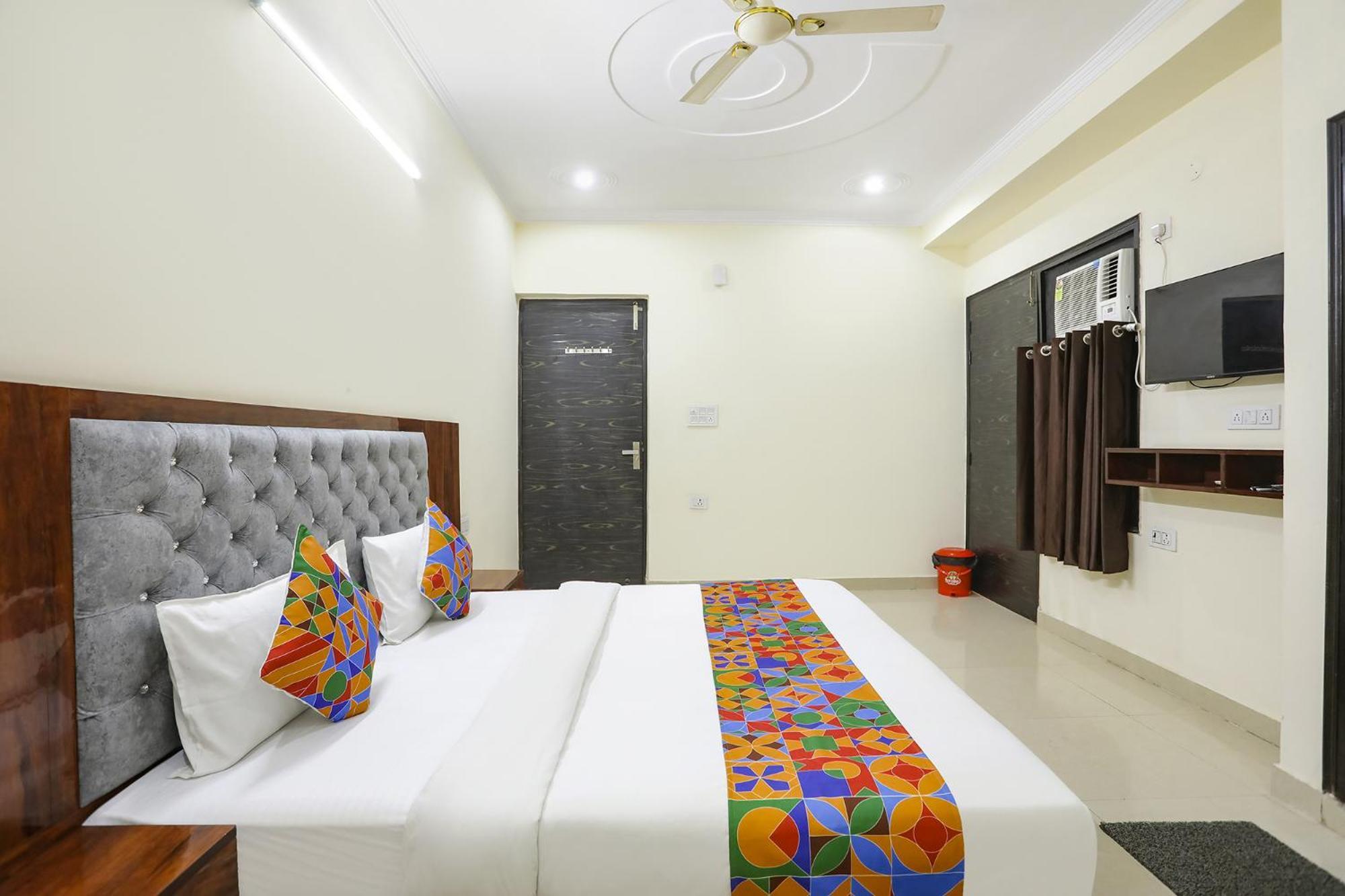 Fabexpress Asp Royal Residency Inn- Janakpuri 델리 외부 사진