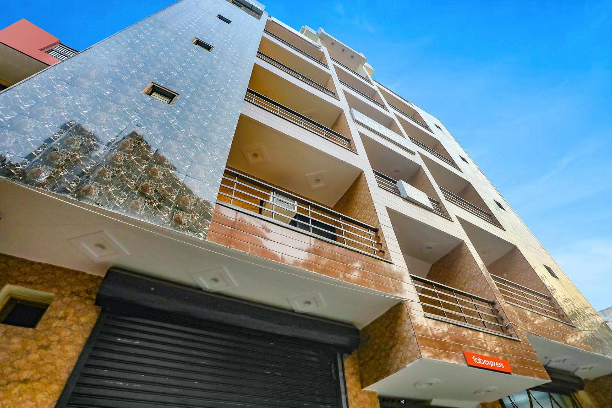 Fabexpress Asp Royal Residency Inn- Janakpuri 델리 외부 사진