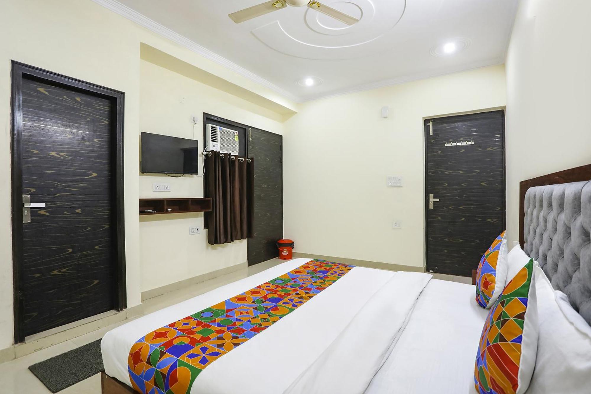 Fabexpress Asp Royal Residency Inn- Janakpuri 델리 외부 사진