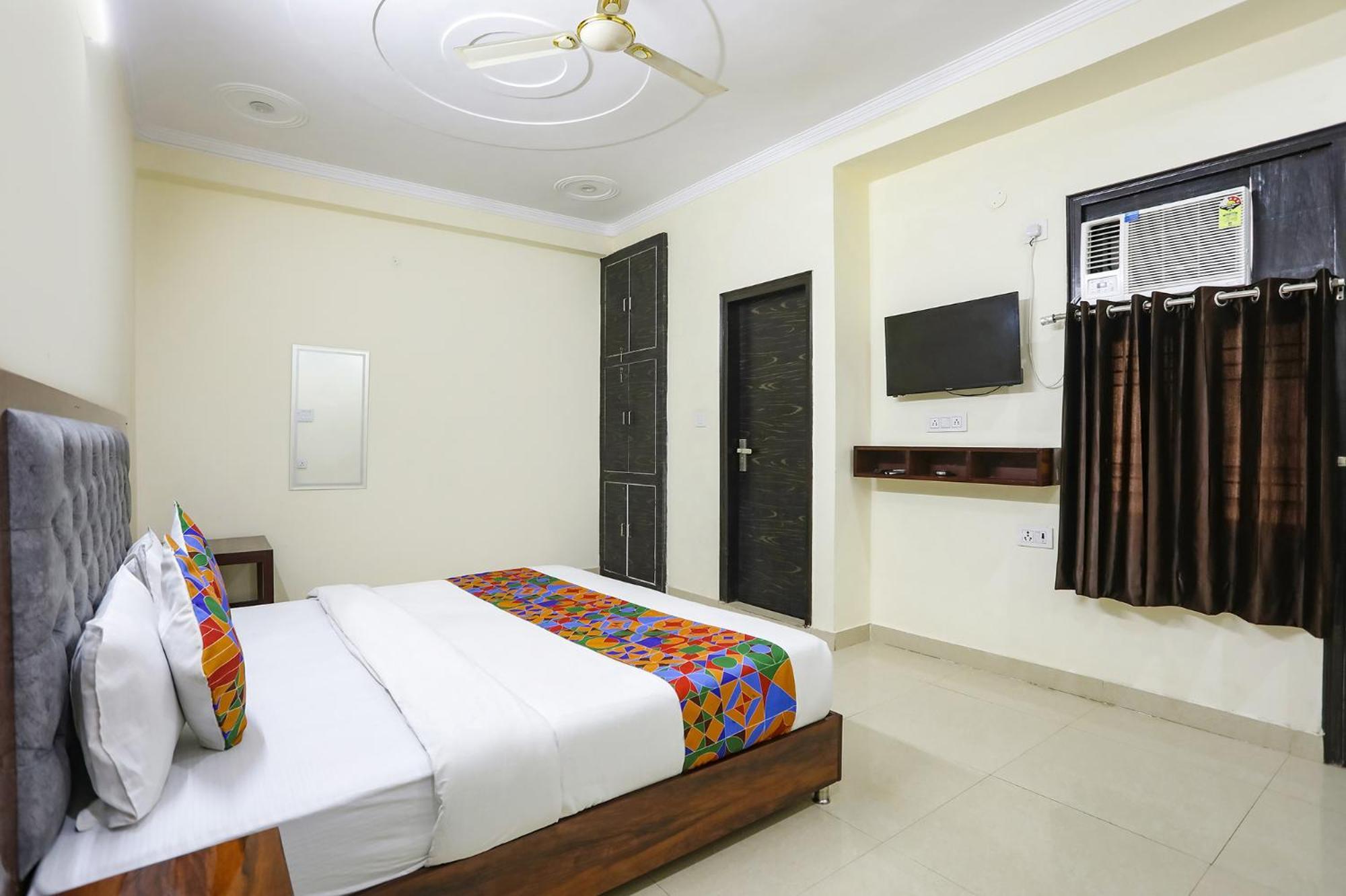 Fabexpress Asp Royal Residency Inn- Janakpuri 델리 외부 사진